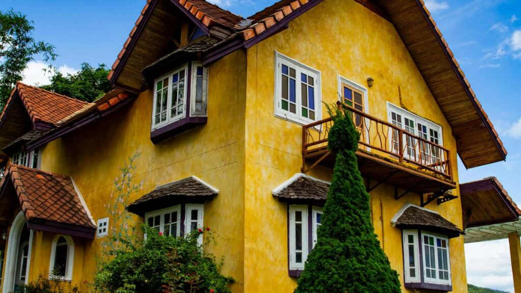 Praktinis Lietuvos prekes zenklu vadovas: kaip atrasti ir susidraugauti su Latvijos Threads stiliaus kurejais, kad kampanijos veiktu.