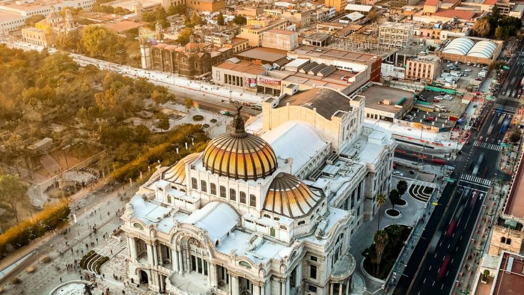 Praktinis gidukas Lietuvos kurejams: strategijos, kontaktai ir pavyzdziai, kaip per Xiaohongshu pasiekti Kataro prekes zenklus ir susitarti del nemokamu produktu meginiu.